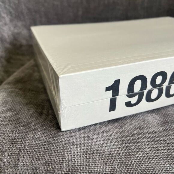 Helmut Lang Archive 1986-2005 Book Set SEALED - Picture 3 of 12